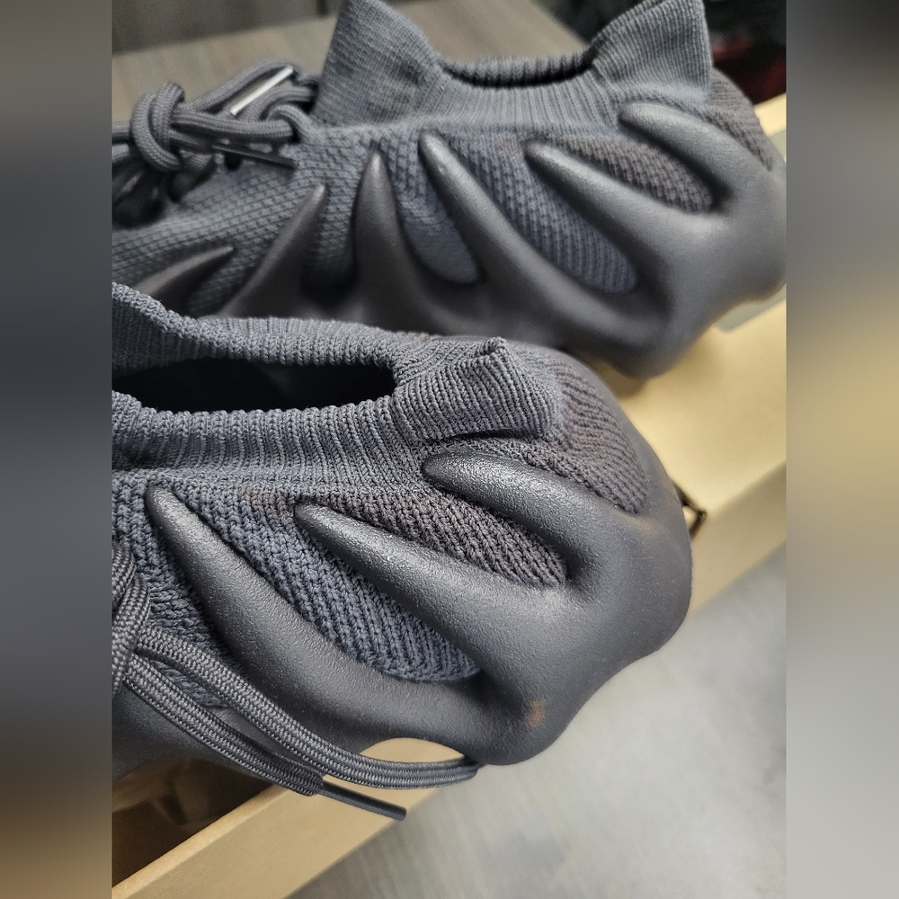 EUC Yeezy 450 size 10 black slate
